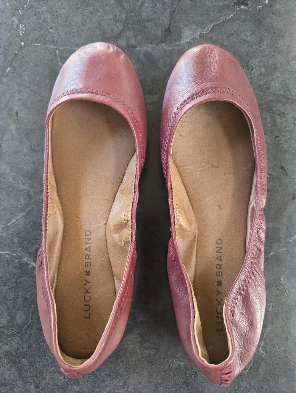 Dark Red Ballet Flats Lucky Brand Emmie Size 6 Leather Pull On Stretch Round Toe